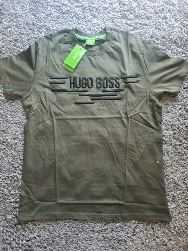 khaki hugo boss t shirt